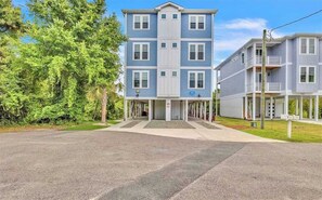 Exterior - 5BR- w/Hot tub | Steps to beach/Fire Pit/Mini Golf (Carolina Beach)