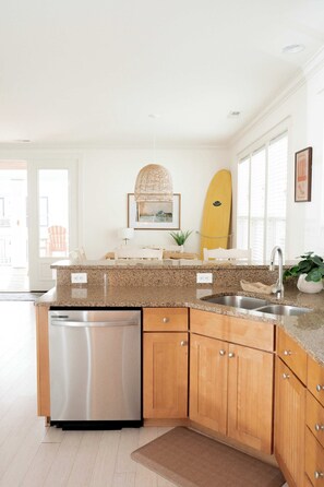 Interior - The Shipwright by Mira-Mar (Wrightsville Beach)