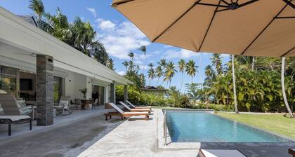 Luxury Beachfront Villa Cosón | Chef Included