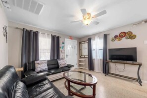 TV, offices - 3 Min Walk to Beach | Modern Coastal Retreat (Indian Rocks Beach)