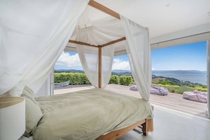 4 bedrooms, free WiFi, bed sheets