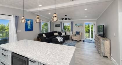 Newly Renovated Boater’s Paradise -35' Dock + Ice • No Low Bridges