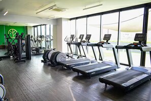 Fitness facility - Premium 3 bedroom - @ Fundidora MTY - 10 guests (Monterrey)