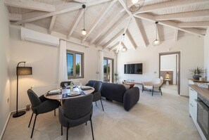 Interior - A new built,  fully equipped residence - 5 min from Myrtos beach and Agia Efimia (Makriotika)