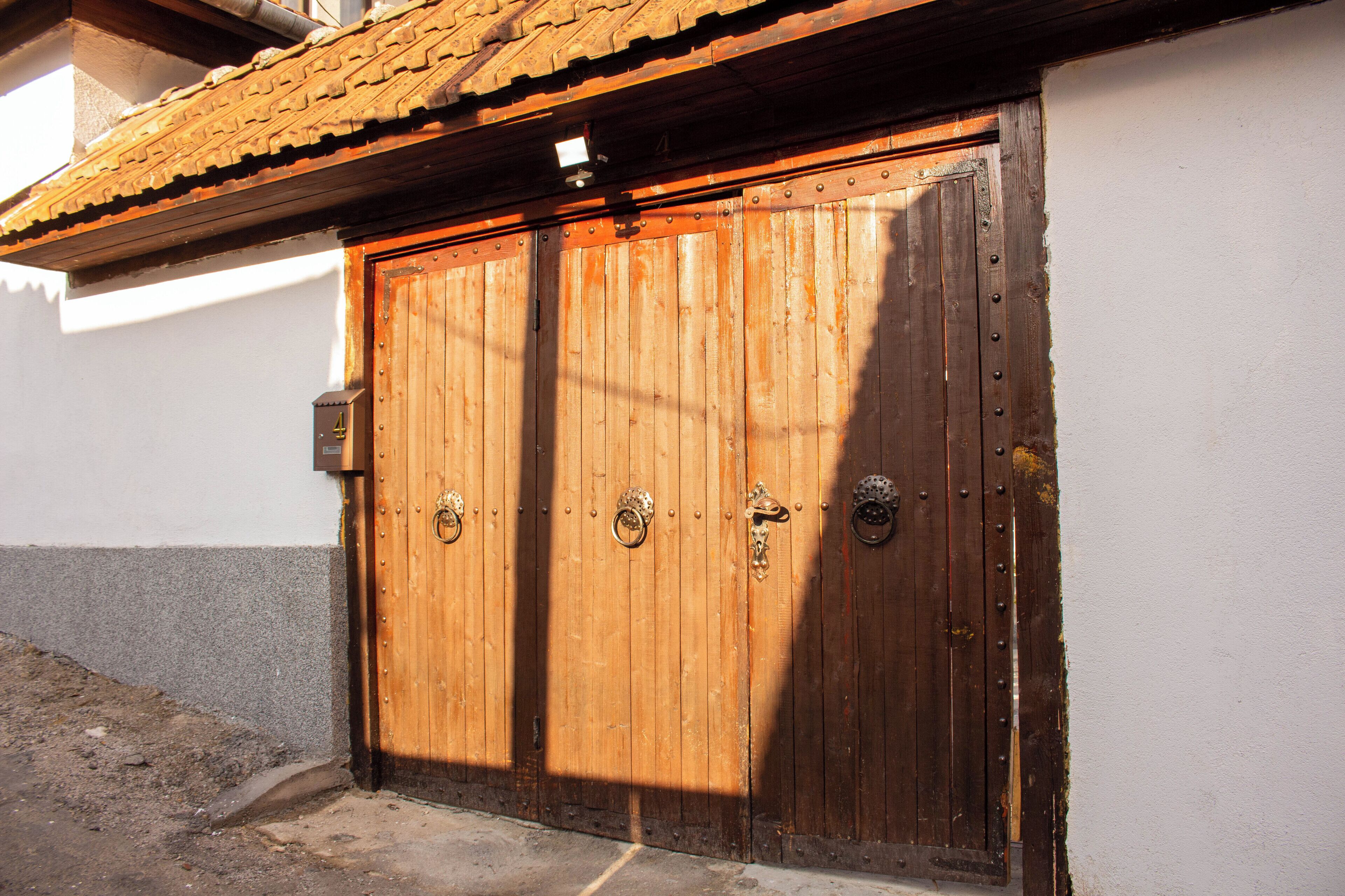 تفاصيل الفندق من الخارج