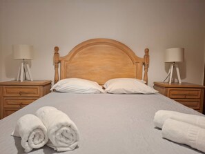 2 bedrooms, bed sheets - PRAIA DA ROCHA - ATLANTICO IV (Portimão)