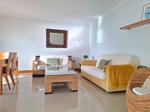 TV - PRAIA DA ROCHA- CASA DA PRAIA 904 (Portimão)