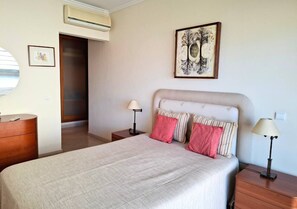 1 bedroom, iron/ironing board, Internet, bed sheets - PRAIA DA ROCHA- CASA DA PRAIA 702 (Portimão)