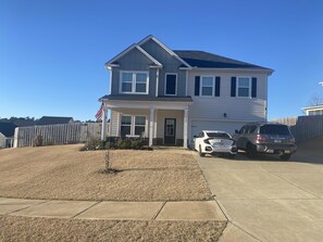 Exterior - Spacious 4-bedroom house with a quick drive to Masters (North Augusta)