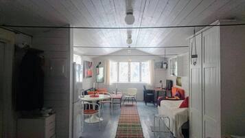 1 chambre, fer et planche Ă repasser, draps fournis