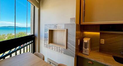 Fully Equipped Apartments With a Prime Location 600 m From Itapema Beach Lprs