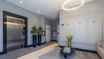 Apartemen Basic | Interior