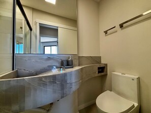 Apartment | Badezimmer