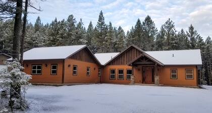 A Place to Call Home - peaceful one bedroom apartment in forest setting