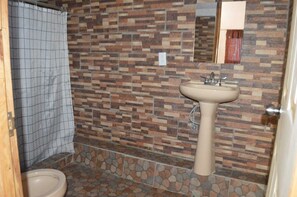 Basic-Zimmer | Badezimmer