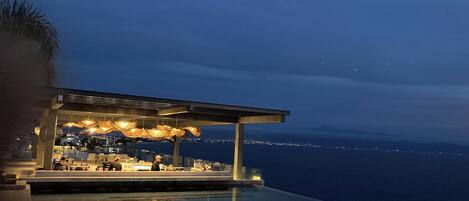 Piscina externa, piscina aquecida