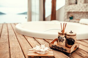 Spa - Luxury Oceanfront Villa with Infinity Pool, Sauna & Total Privacy (Arraial do Cabo)