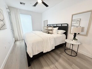 Iron/ironing board, internet, bed sheets - NEW HIGH END LUXURY ARCADIA RETREAT 4BR/4BA PRIVATE ROOFTOP (Phoenix)
