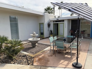 Outdoor dining - 1-minute Walk to Downtown El Paseo! 2BR/2BA Condo w/ Kitchen (Palm Desert)
