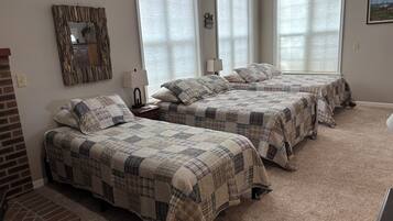 1 chambre, fer et planche à repasser, Wi-Fi, literie fournie