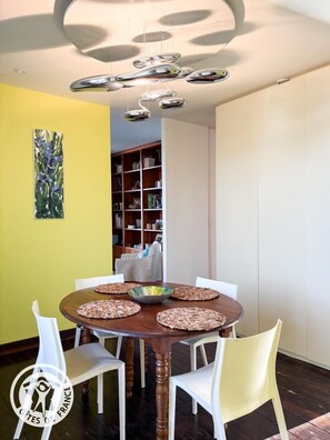 Dining - Gîtes de France® - La Terrasse (CARENNAC)