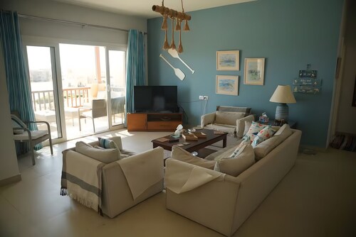 Stunning 4BD-LagoonView-Gouna