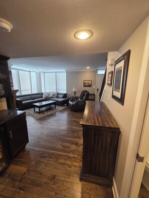 Interior - 2-bedroom townhome in beautiful downtown Kansas City (Kansas City)