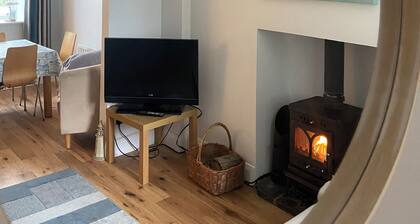 Stunning Blue Coastal House
Ideal base ➡️Giant’s Causeway, Golf & Game of Thrones