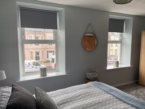 Iron/ironing board, travel crib, free WiFi, bed sheets