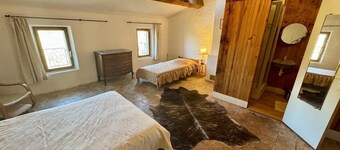 The House - DAVEJEAN