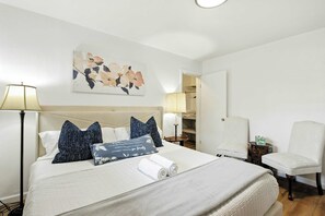 Interior - Marbella Lane Natural Bayview Escape Near SFO (Daly City)