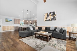 House (4 Bedrooms) | Interior - Beachview 158! Boardwalk to the Beach! (Port Aransas)