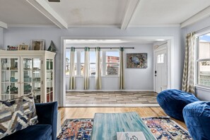 Ev (4 Bedrooms) | İç mekân