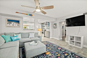 House (3 Bedrooms) | Front of property