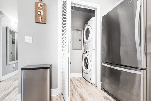 Pathway to the Sea 108 - Steps to the Beach!