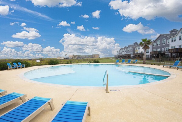 Front of property - Pathway to the Sea 108 - Steps to the Beach! (Corpus Christi)