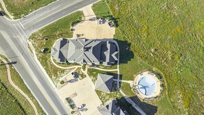 Interior - Pathway to the Sea 108 - Steps to the Beach! (Corpus Christi)