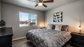 Iron/ironing board, WiFi, bed sheets