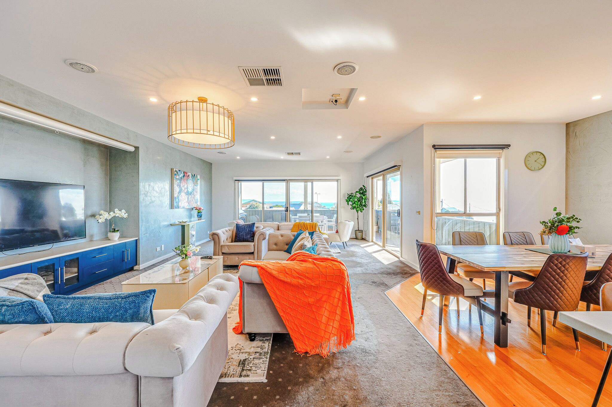 House, Valley View | Living area