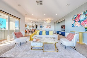 House, Valley View | Living area - StayAU Coastal 5BR Escape Pool Table (Clifton Springs)