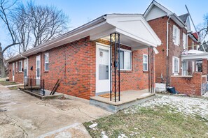 Exterior detail - Quaint St Louis Home ~ 6 Mi to Downtown! (St. Louis)