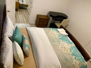 Iron/ironing board, WiFi, bed sheets - A comfortable stay close to the university (Trois-Rivières)