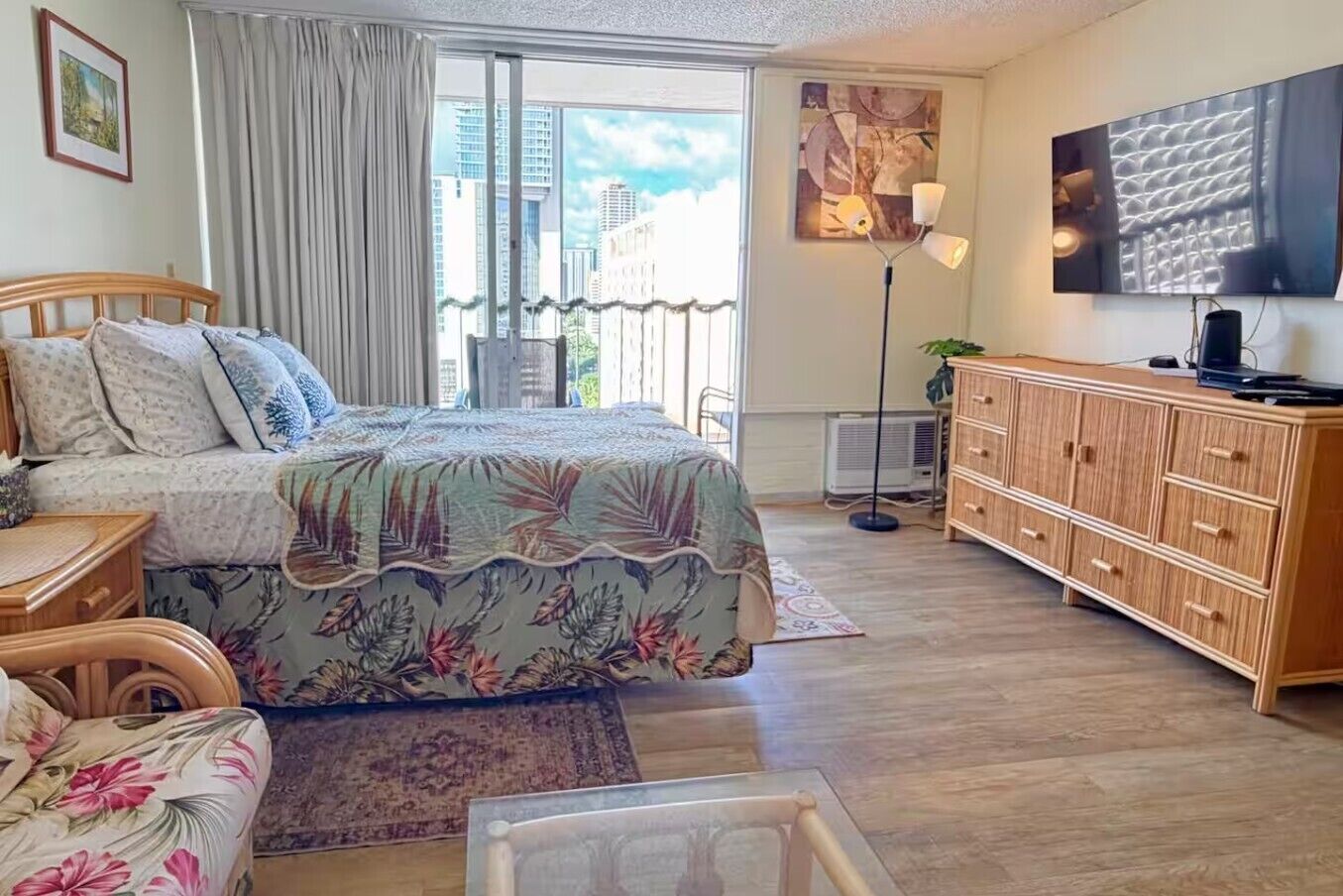 1 bedroom, desk, iron/ironing board, free WiFi