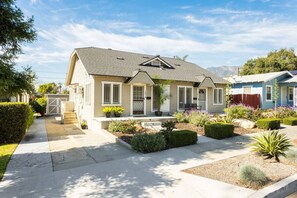 Exterior - Bungalow Beauty Near The Foothills (Monrovia)