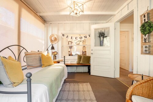 Quaint Cottage Nestled In Premier Historical Tract