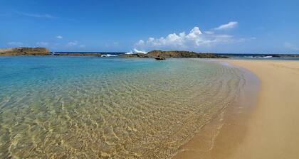 Bob's beach bungalow surf & tide pools nearby