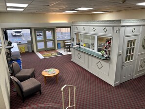 Lobby - Economy Inn of Reading (Reading)