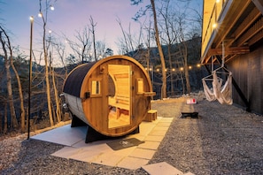 Terrace/patio - Hot Tub, Cold Plunge, and Sauna | Twilight A-Frame (Stanley)