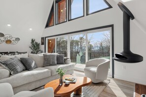 Smart TV, videogames, livros, monitores de computador