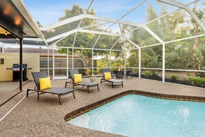 Terrace/patio - Private Pool + Pet Friendly | Lemon Drop Cottage (Sarasota)